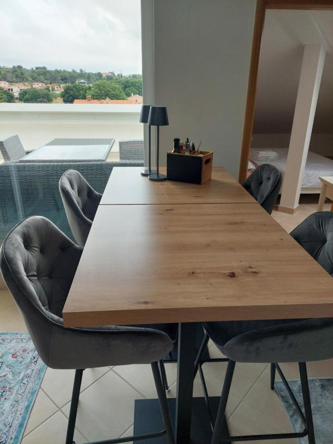 Bora Seaview Apartma *